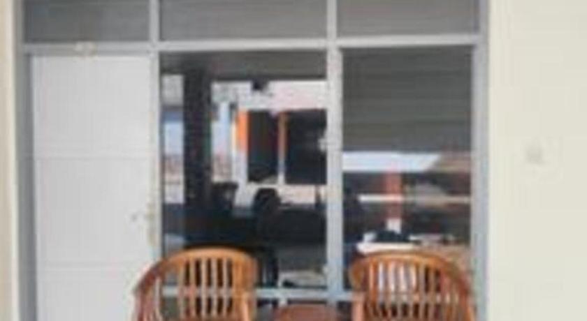 Alexander Hotel Tegal מראה חיצוני תמונה