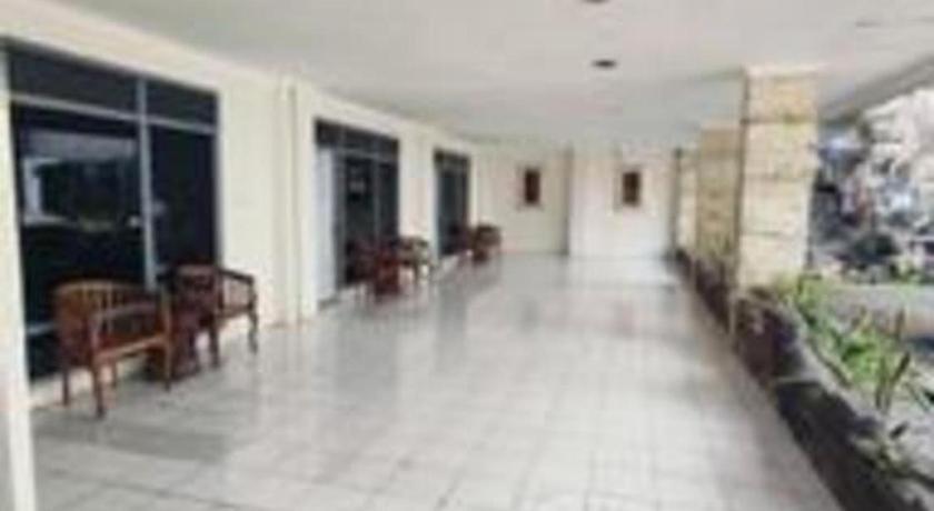 Alexander Hotel Tegal מראה חיצוני תמונה