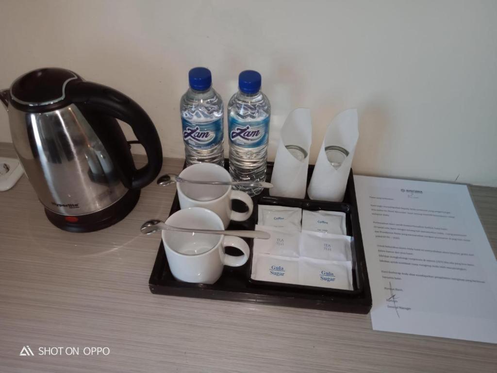 Alexander Hotel Tegal מראה חיצוני תמונה